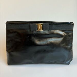 SALVATORE FERRAGAMO Vintage Vara Leather Shoulder Bag